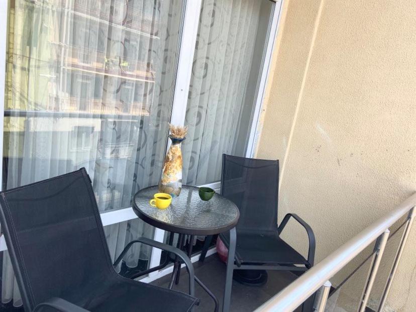 Apartment Vaja Fshavela N16 바투미 외부 사진