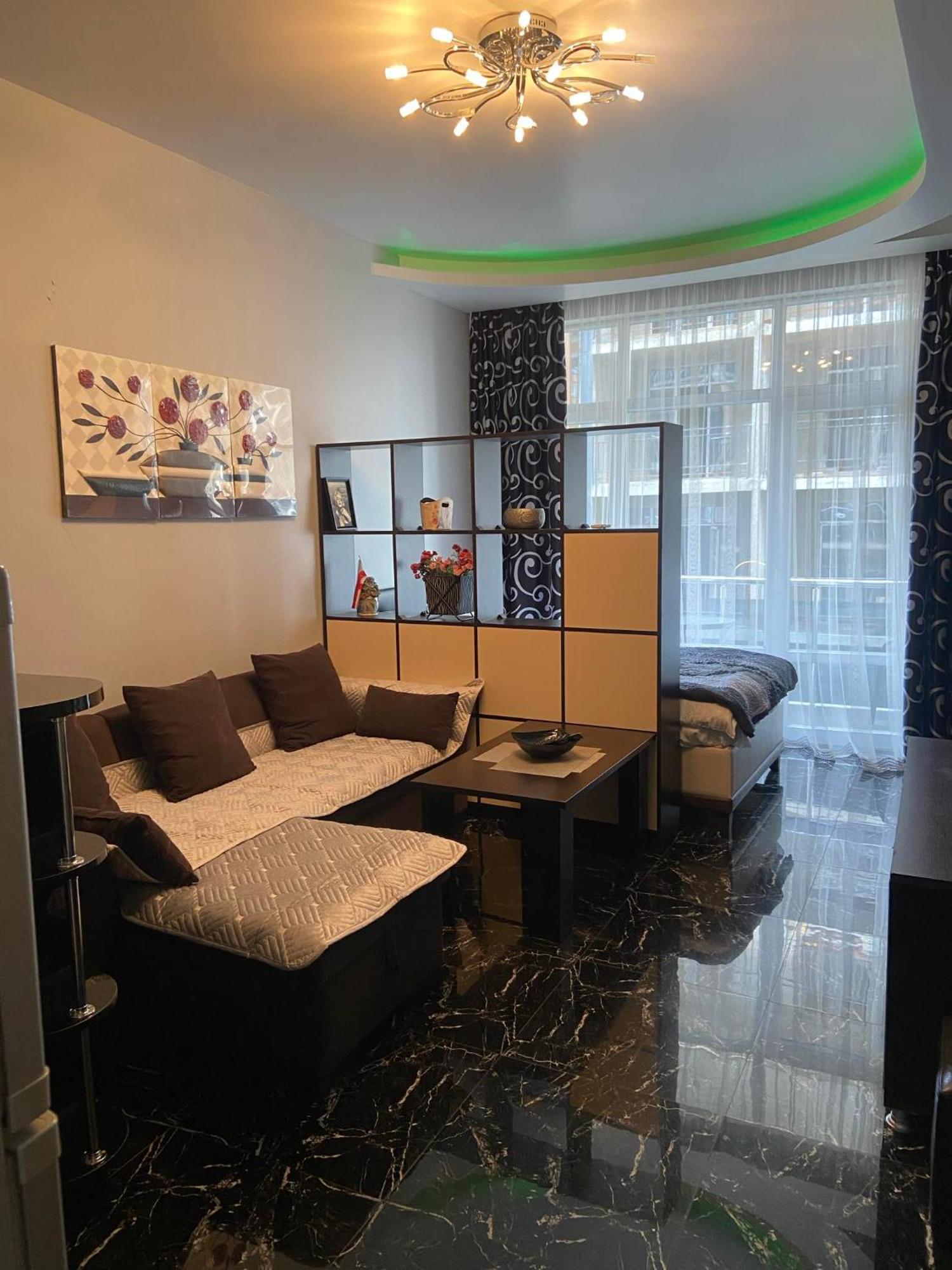Apartment Vaja Fshavela N16 바투미 외부 사진