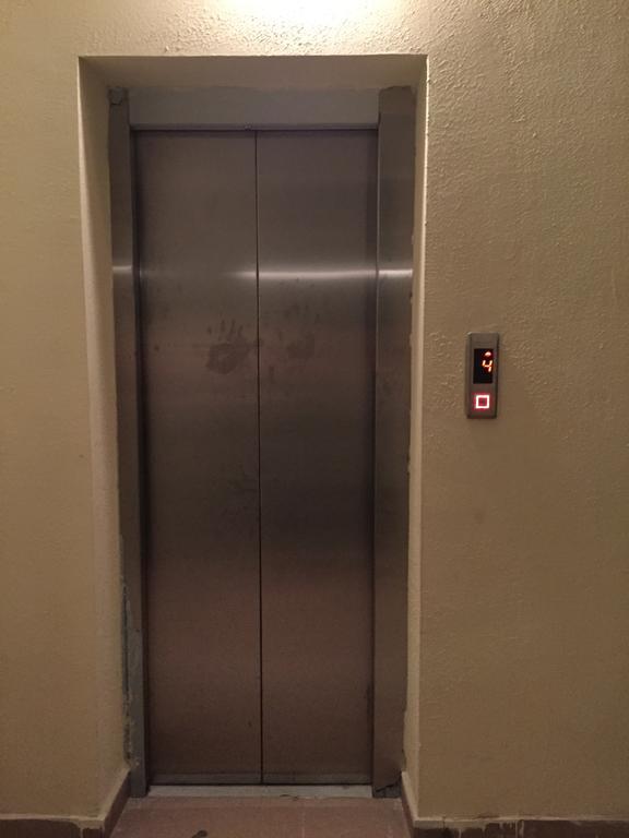 Apartment Vaja Fshavela N16 바투미 객실 사진